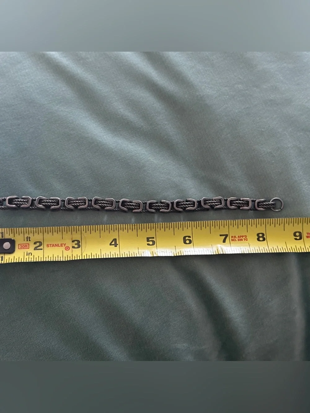 Stainless steel chain bracelet
